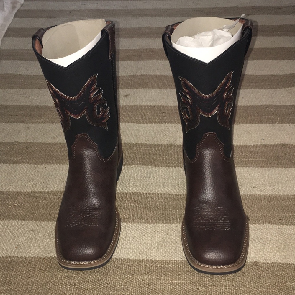 Boys cowboy boots